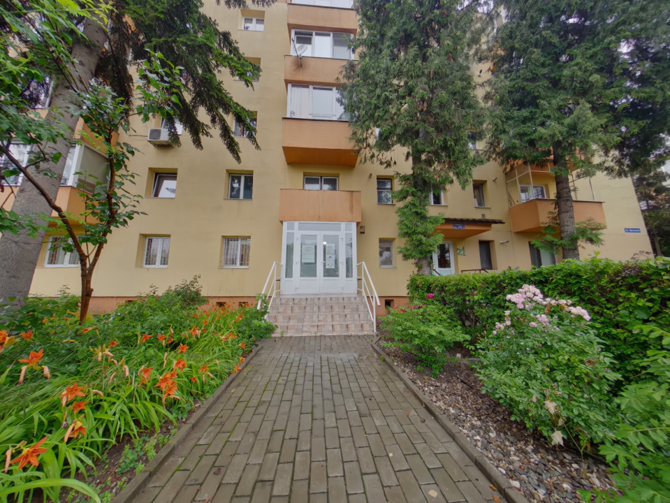 Inchiriere spatiu pretabil birouri si cabinete, str. Harmanului