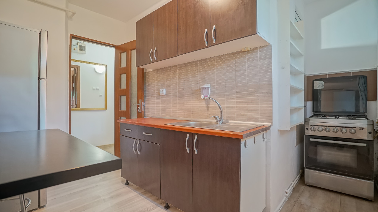 REZERVAT-Apartament cu 3 camere și 2 balcoane pe strada Hermann Oberth