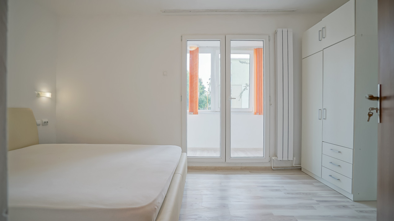 REZERVAT-Apartament cu 3 camere și 2 balcoane pe strada Hermann Oberth