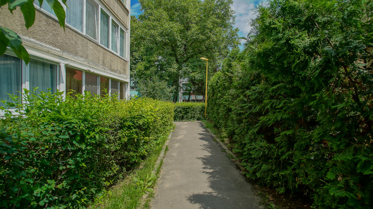 REZERVAT-Apartament cu 3 camere și 2 balcoane pe strada Hermann Oberth