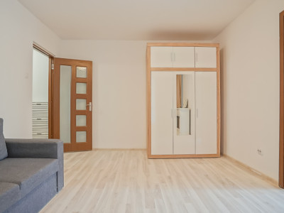 REZERVAT-Apartament cu 3 camere și 2 balcoane pe strada Hermann Oberth