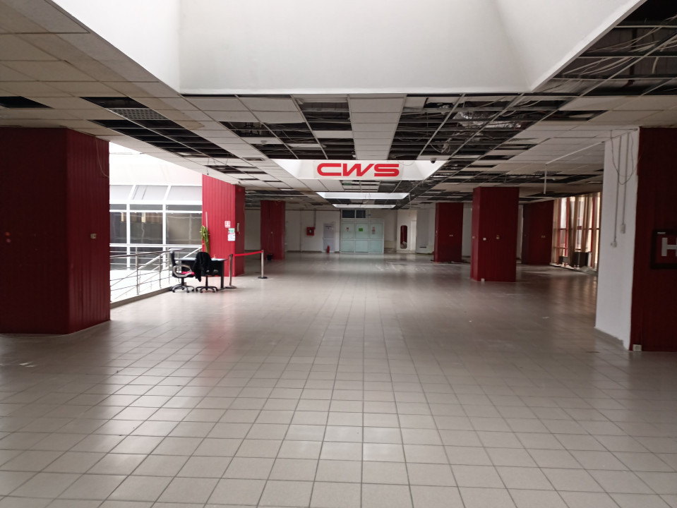 Spatiu comercial pretabil retail, servicii,  in ITC zona Vlahuta,  cu parcare