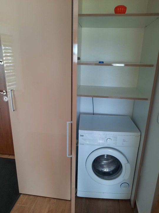 Apartament doua camere, Grandis, zona Coresi, aer conditionat, utilat/mobilat