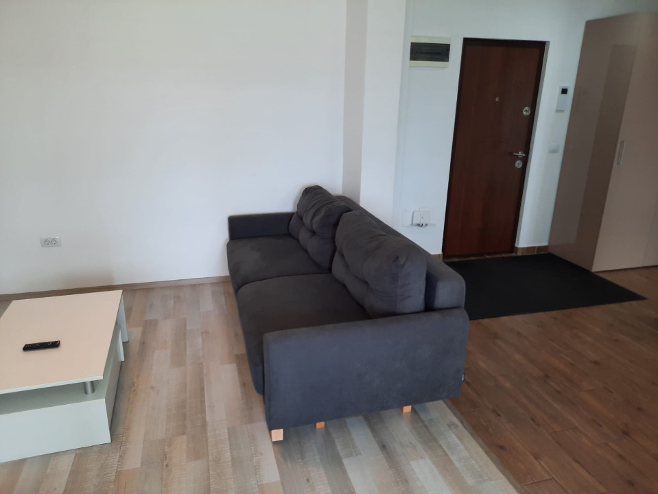 Apartament doua camere, Grandis, zona Coresi, aer conditionat, utilat/mobilat