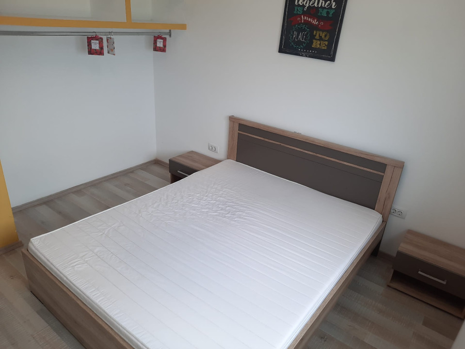 Apartament doua camere, Grandis, zona Coresi, aer conditionat, utilat/mobilat