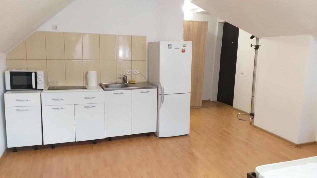 Garsoniera etajul 1, Centrul Civic - Mall Afi