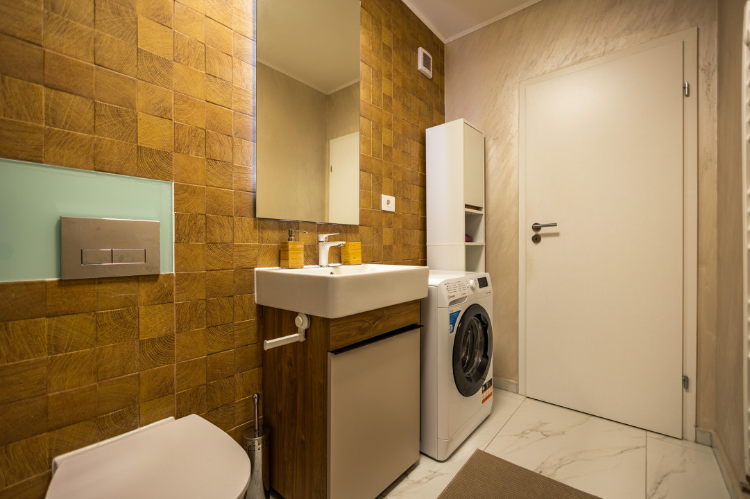 Apartament 2 camere, bloc nou, central, mobilat, utilat, pret bun