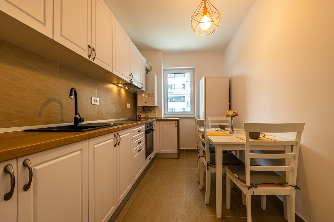 Apartament 2 camere, bloc nou, central, mobilat, utilat, pret bun