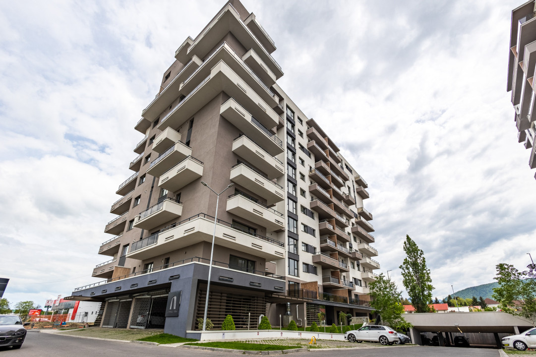 Apartament 2 camere, bloc nou, central, mobilat, utilat, pret bun