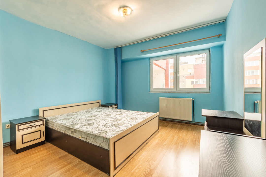 Apartament 3 camere-B-dul Alexandru Vlahuta