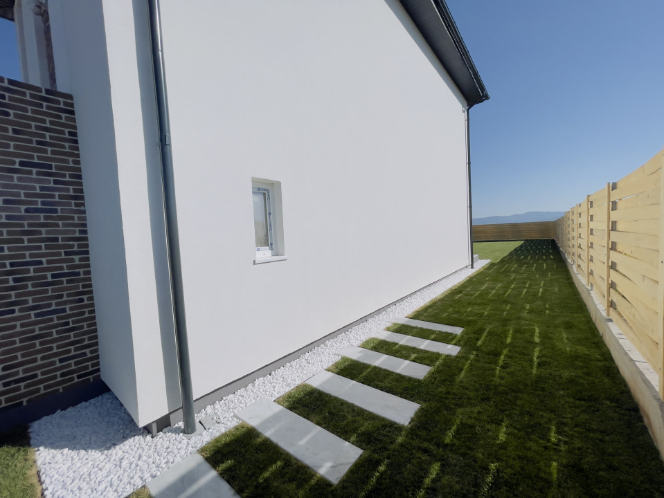 CASE INDIVIDUALE - Ansamblu Rezidential 30 DE UNITATI -  Comision 0%