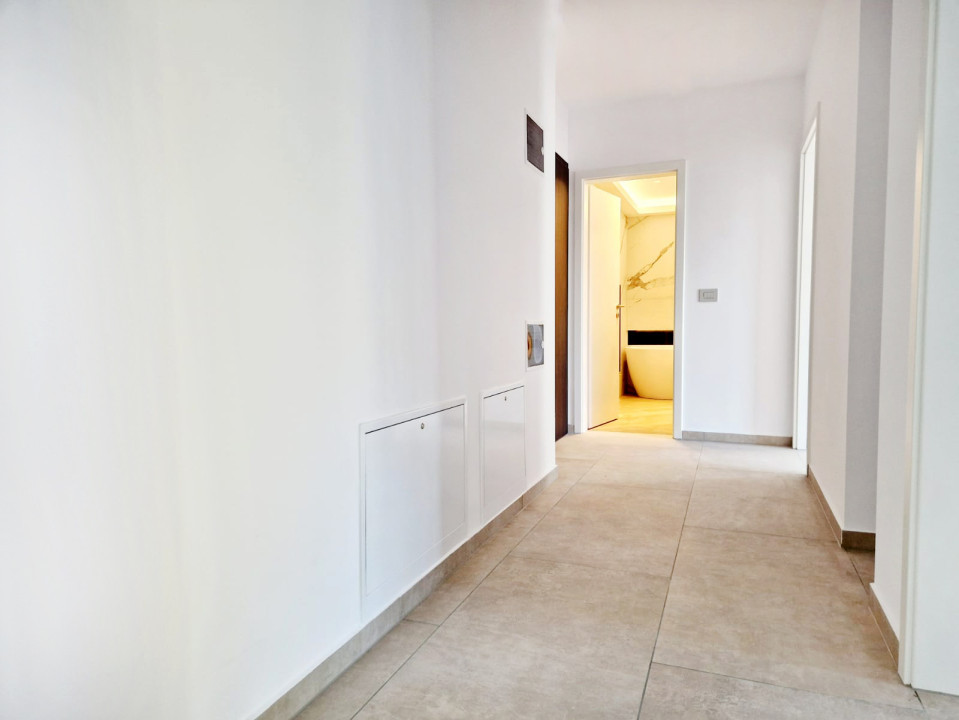 Apartament 2 camere, Cosmopolit Mihai Viteazul 1-3, etaj 1