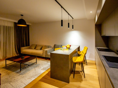 Apartament de 2 camere + birou