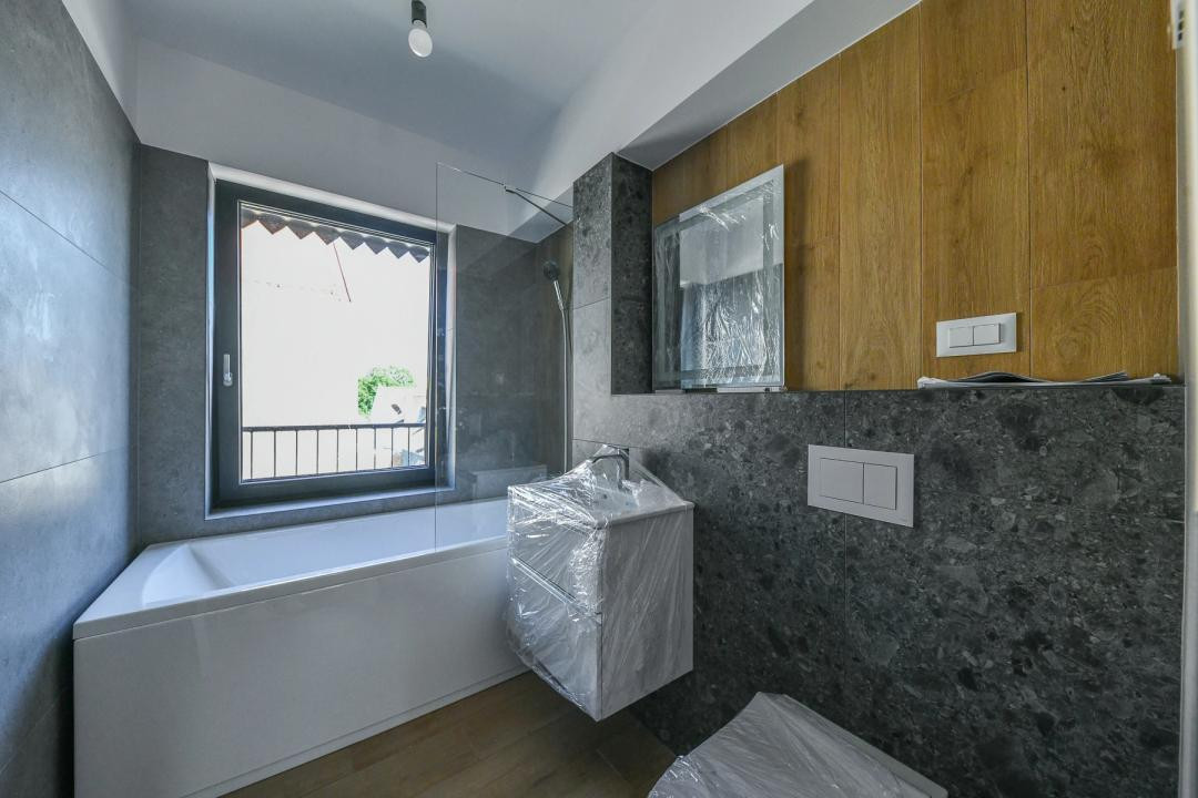 Apartament 2 camere, 74 mp, mansardă, terasă  6 mp