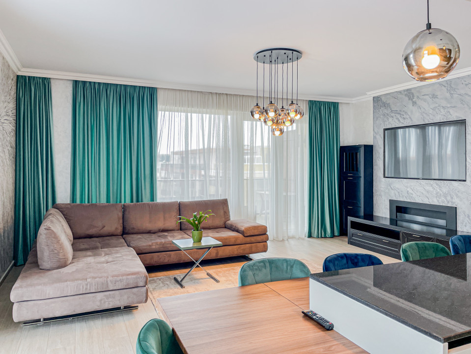 Penthouse 4 camere cu terasa generoasa si garaj subteran , zona Coresi