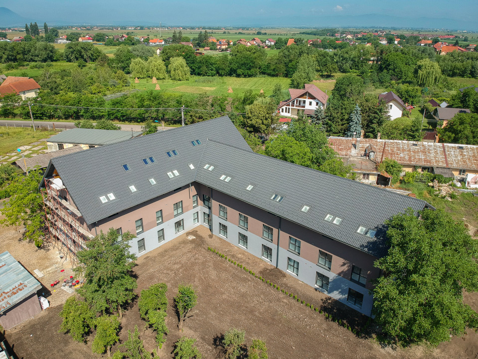 Apartament 3 camere bloc nou, Stupini