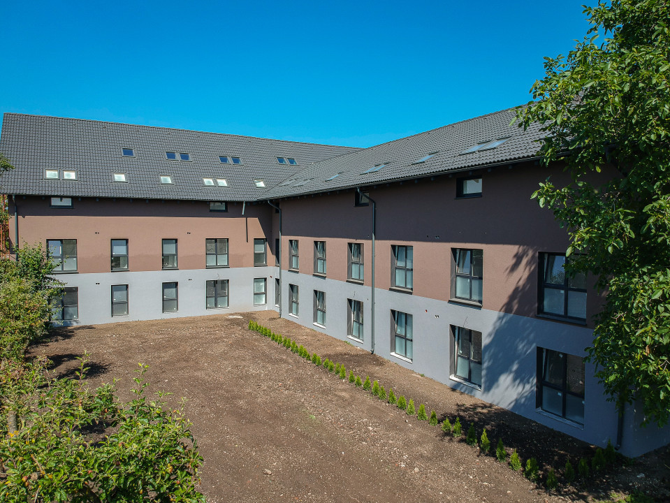 Apartament 3 camere bloc nou, Stupini