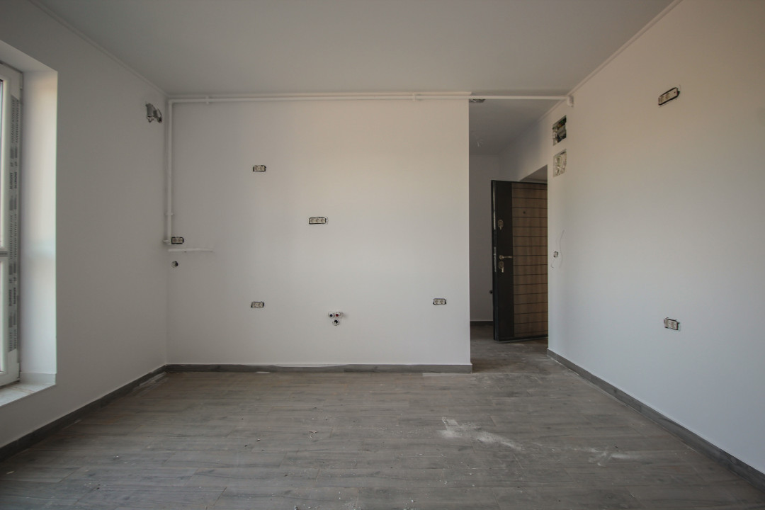 Apartament 3 camere bloc nou, Stupini