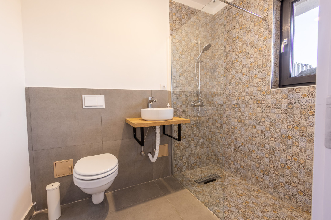 Vila Brasov, Cristian, singur in curte, intabulata, toate utilitatile