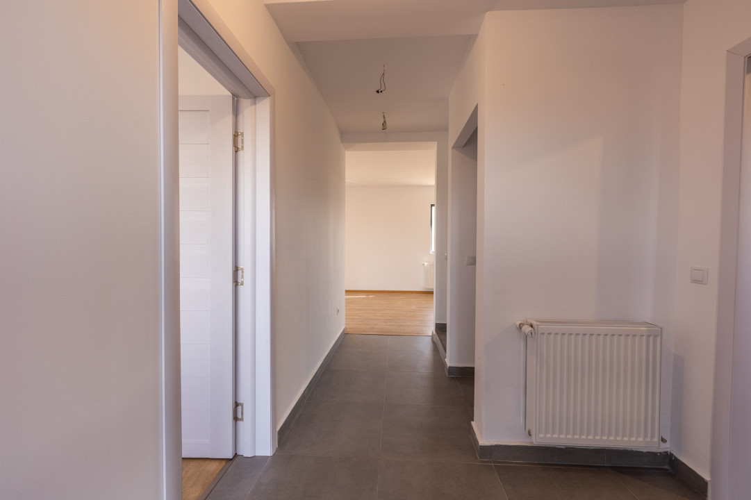 Vila Brasov, Cristian, singur in curte, intabulata, toate utilitatile