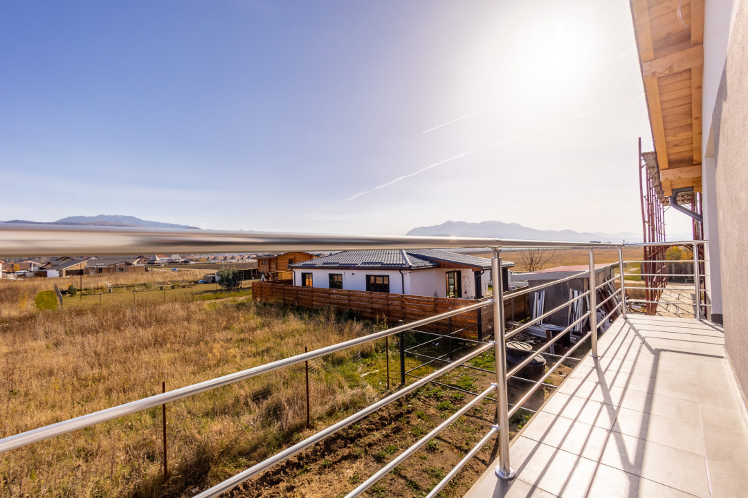 Vila Brasov, Cristian, singur in curte, intabulata, toate utilitatile