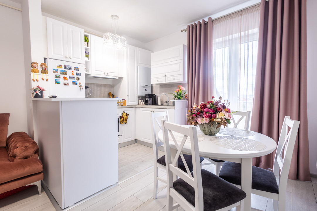 Studio cochet zona Coresi