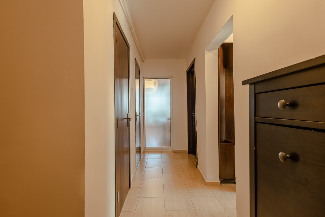 REZERVAT-Apartament cu 3 camere: Luminozitate și design modern