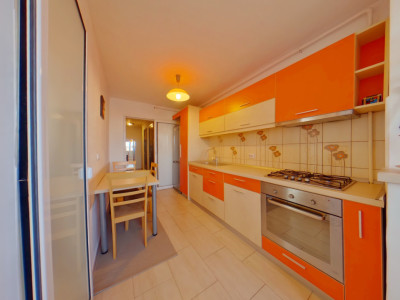 REZERVAT-Apartament cu 3 camere: Luminozitate și design modern