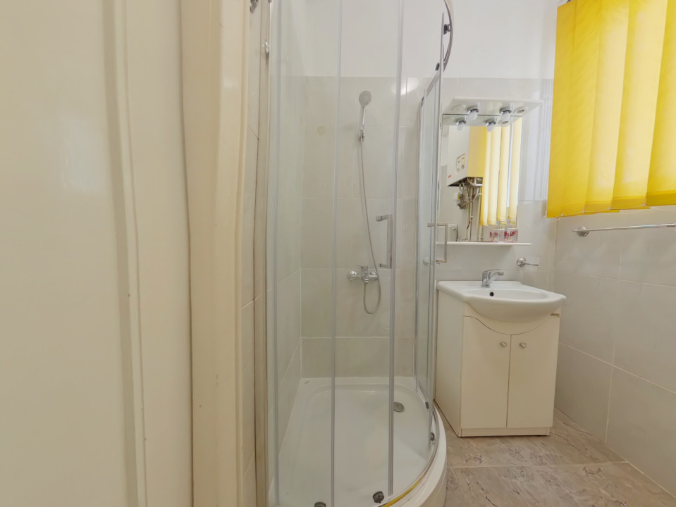 Inchirere garsoniera spatioasa - Iuliu Maniu