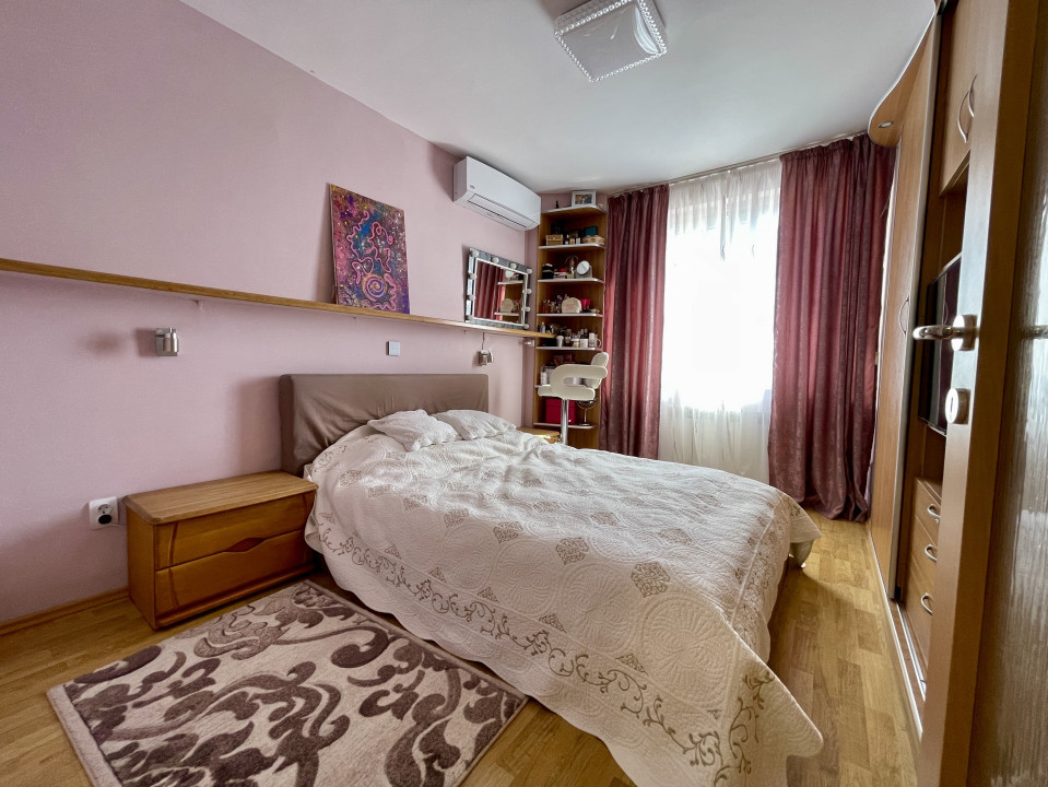 Apartament 3 camere strada Apollo