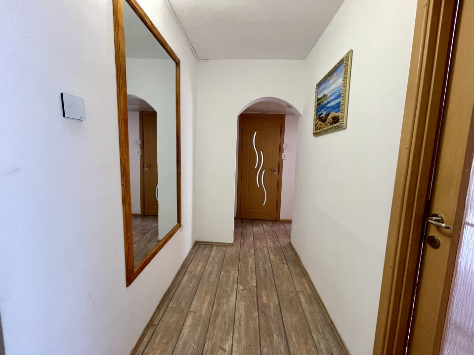 Apartament 3 camere strada Apollo