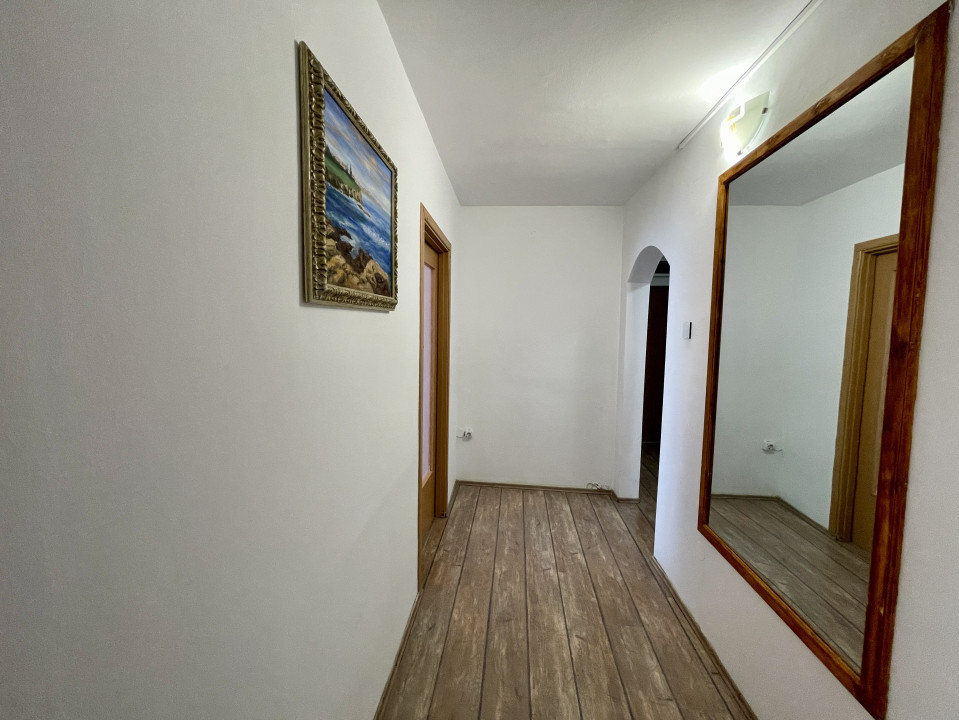 Apartament 3 camere strada Apollo