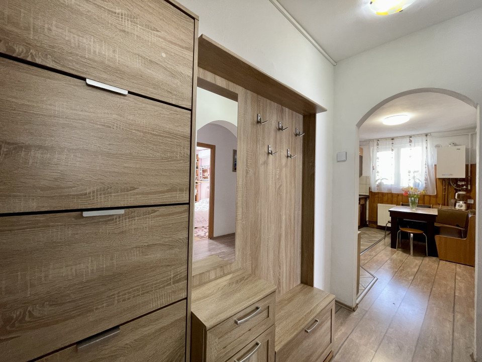 Apartament 3 camere strada Apollo