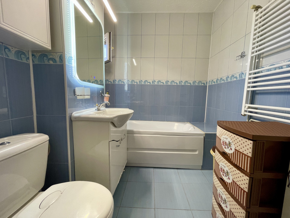 Apartament 3 camere strada Apollo